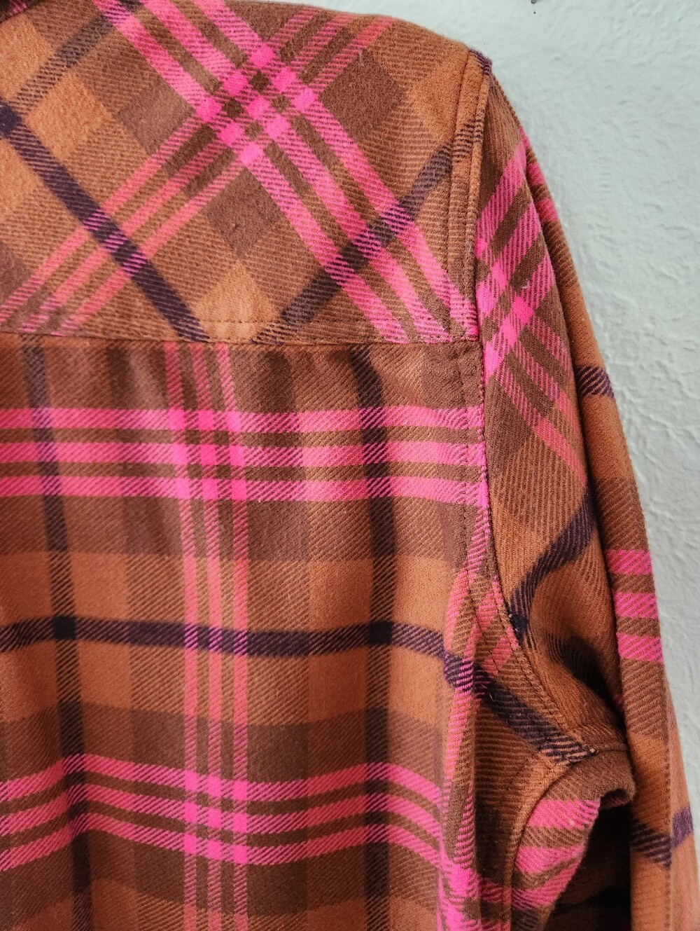 Duluth Trading Co Folklore Flannel Button Up Shirt - Picture 5 of 10